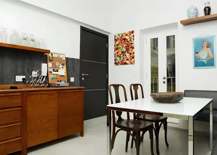 Magic Romantic Escape In The Heart Of Appartement Valletta