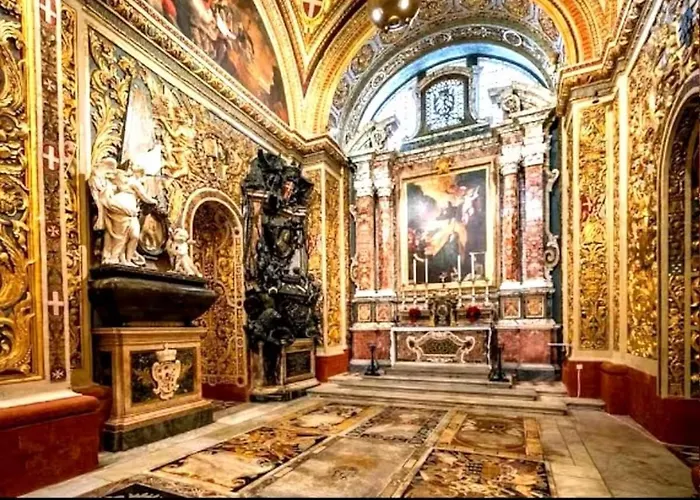 Magic Romantic Escape In The Heart Of Appartement Valletta